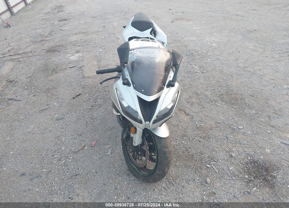 2018 KAWASAKI ZX636 E VIN: JKBZXJE14JA027388