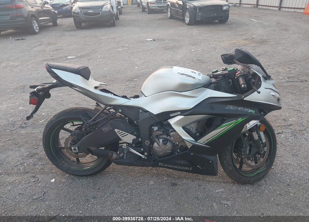 2018 KAWASAKI ZX636 E VIN: JKBZXJE14JA027388