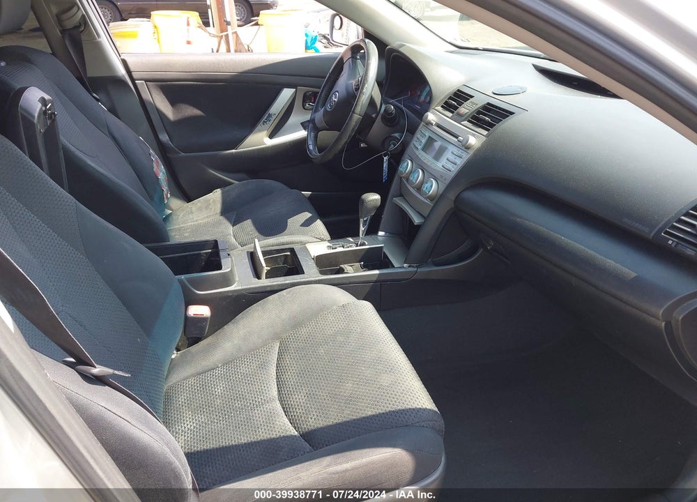 2008 TOYOTA CAMRY SE VIN: 4T1BE46K18U740702