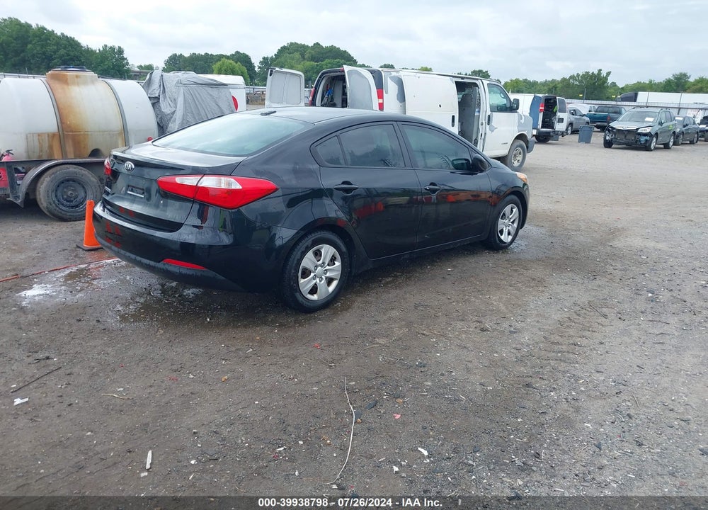 2015 KIA FORTE LX VIN: KNAFK4A66F5415766