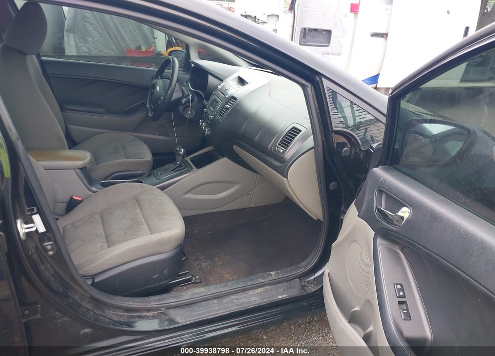 2015 KIA FORTE LX VIN: KNAFK4A66F5415766