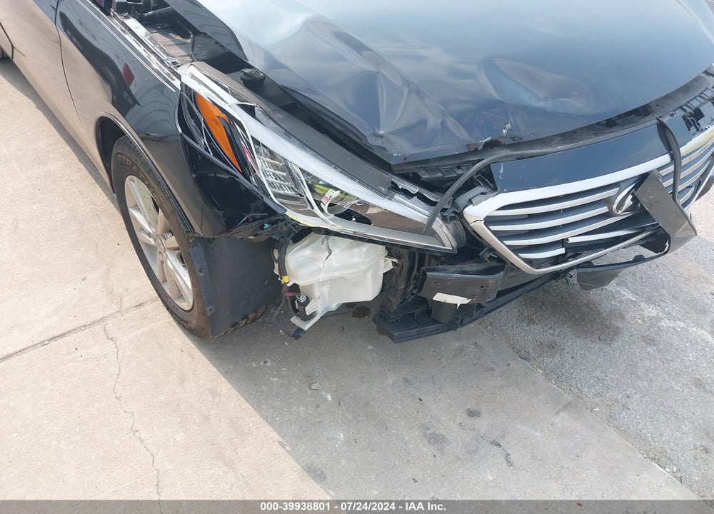 2017 HYUNDAI SONATA SE VIN: 5NPE24AF0HH471588