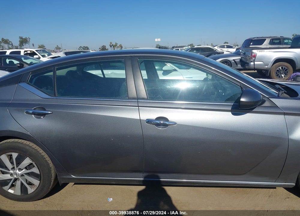 2022 NISSAN ALTIMA S FWD VIN: 1N4BL4BV1NN357817