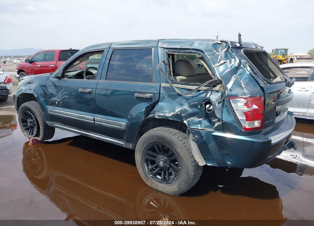 2005 JEEP GRAND CHEROKEE LAREDO VIN: 1J4GR48K05C697008