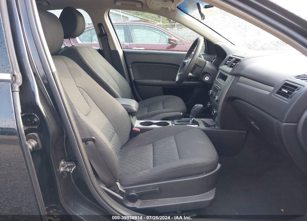 2011 FORD FUSION SE VIN: 3FAHP0HAXBR208424