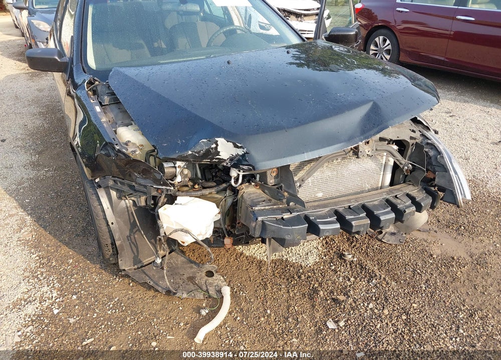 2011 FORD FUSION SE VIN: 3FAHP0HAXBR208424