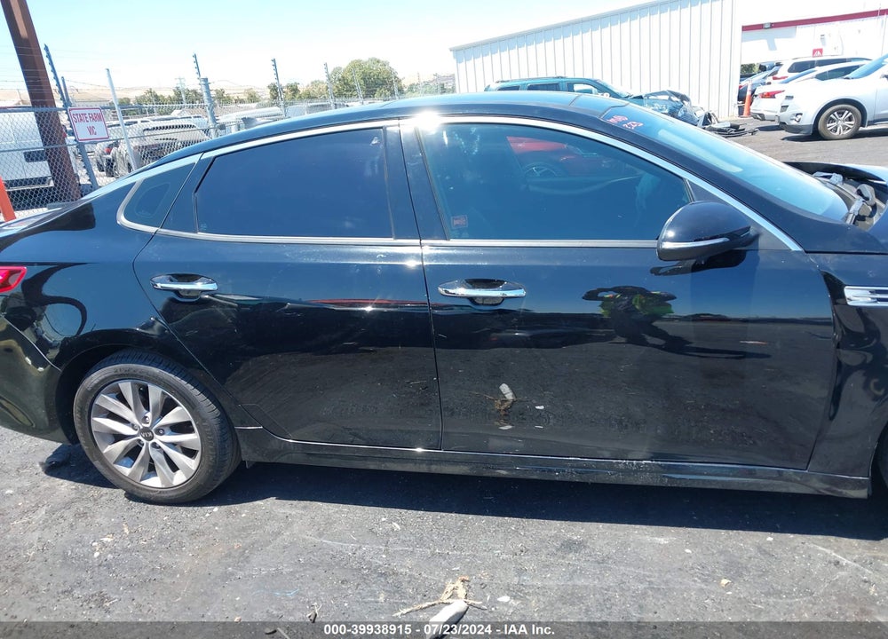 2018 KIA OPTIMA S VIN: 5XXGT4L35JG191157