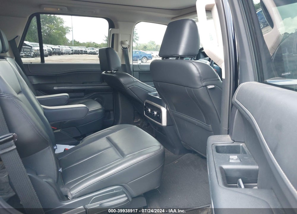 2023 FORD EXPEDITION XLT VIN: 1FMJU1H80PEA65853