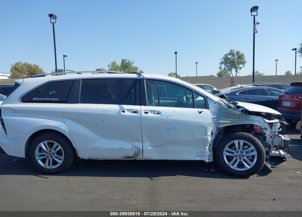 2022 TOYOTA SIENNA LIMITED VIN: 5TDZRKECXNS074896