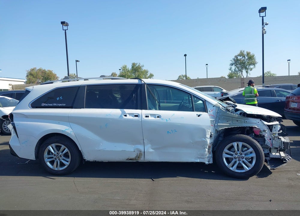 2022 TOYOTA SIENNA LIMITED VIN: 5TDZRKECXNS074896