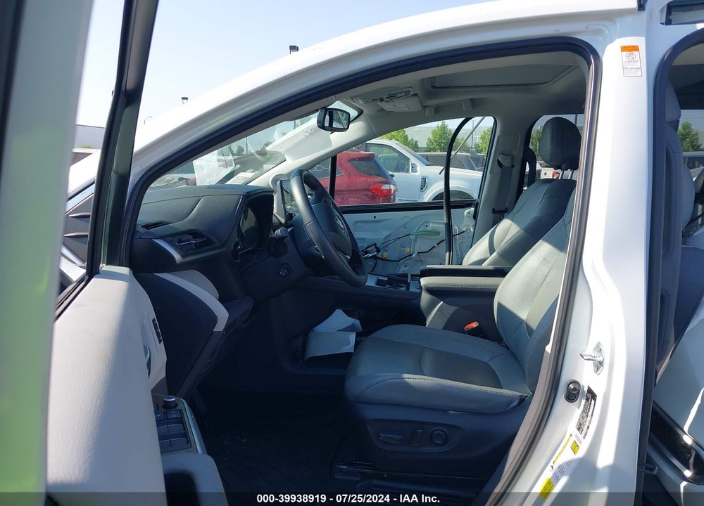 2022 TOYOTA SIENNA LIMITED VIN: 5TDZRKECXNS074896