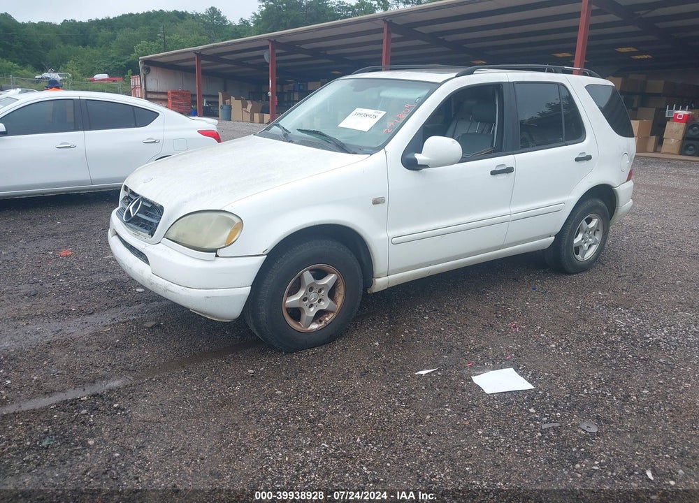 2001 MERCEDES-BENZ ML 320 VIN: 4JGAB54E91A271809