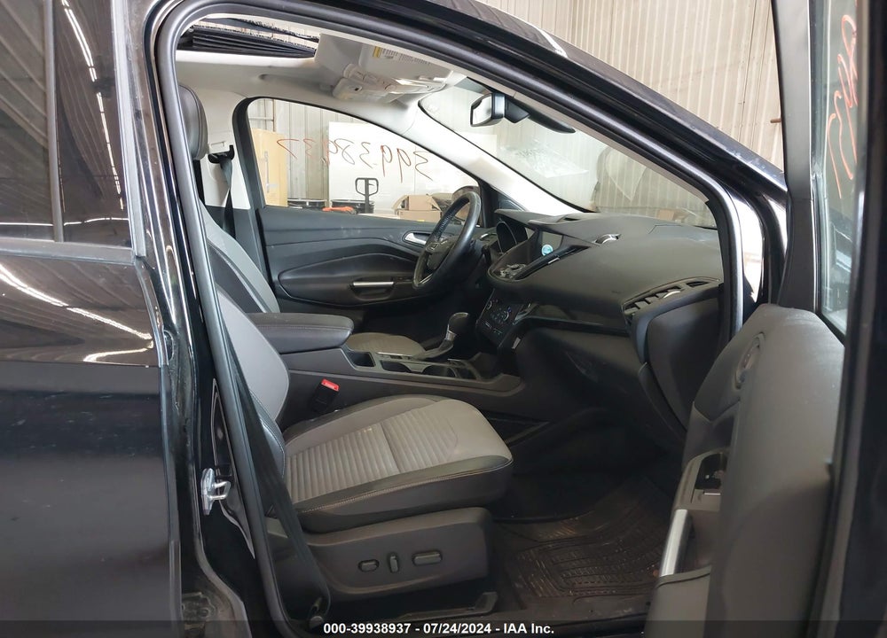 2017 FORD ESCAPE TITANIUM VIN: 1FMCU9J91HUA71503