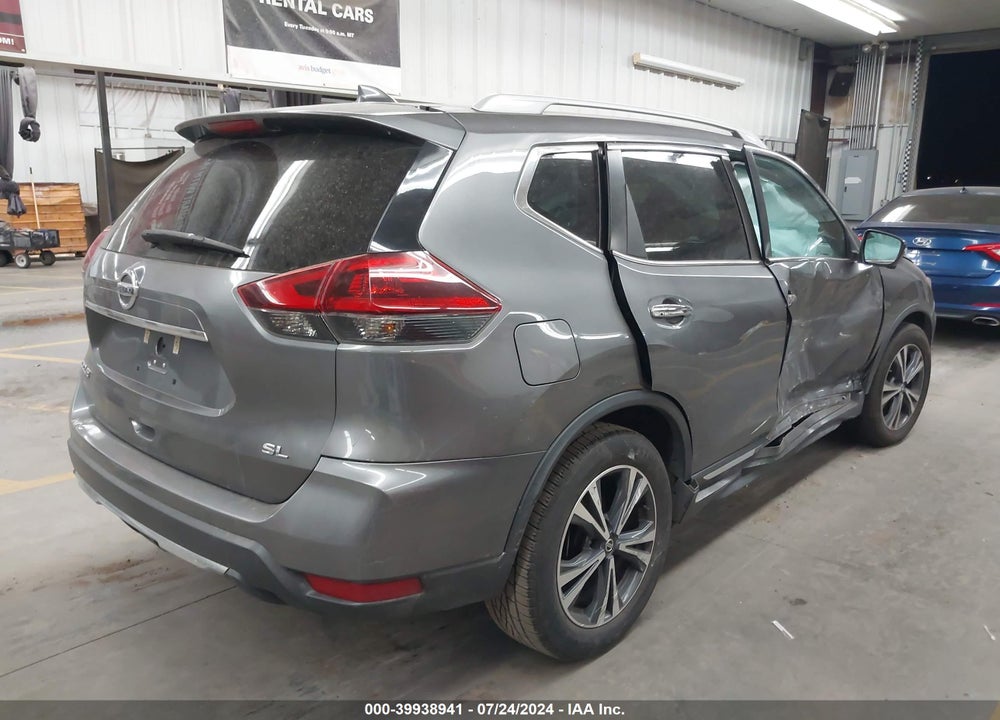 2018 NISSAN ROGUE SL VIN: 5N1AT2MT5JC785512