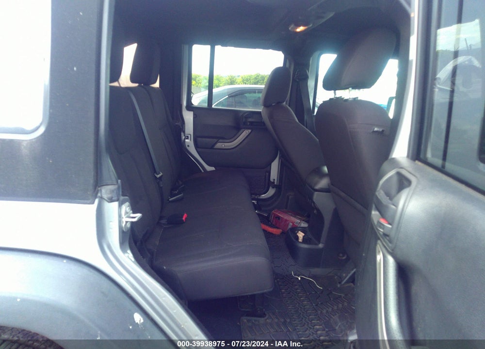 2016 JEEP WRANGLER UNLIMITED SPORT VIN: 1C4HJWDG2GL229377