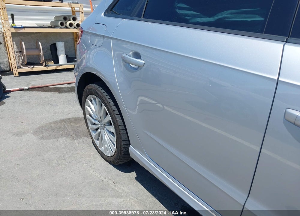 2016 AUDI A3 E-TRON 1.4T PREMIUM VIN: WAUUPBFF6GA085495