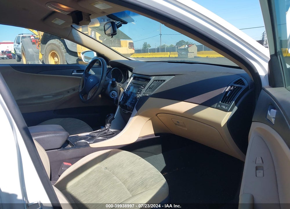 2012 HYUNDAI SONATA GLS VIN: 5NPEB4AC0CH329448