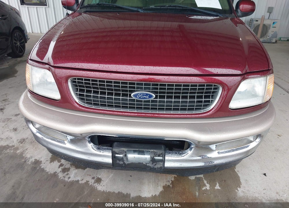 1998 FORD EXPEDITION VIN: 1FMRU1767WLC37180