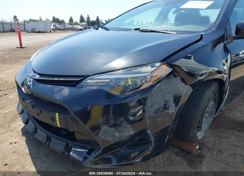 2017 TOYOTA COROLLA LE VIN: 5YFBURHE8HP658300