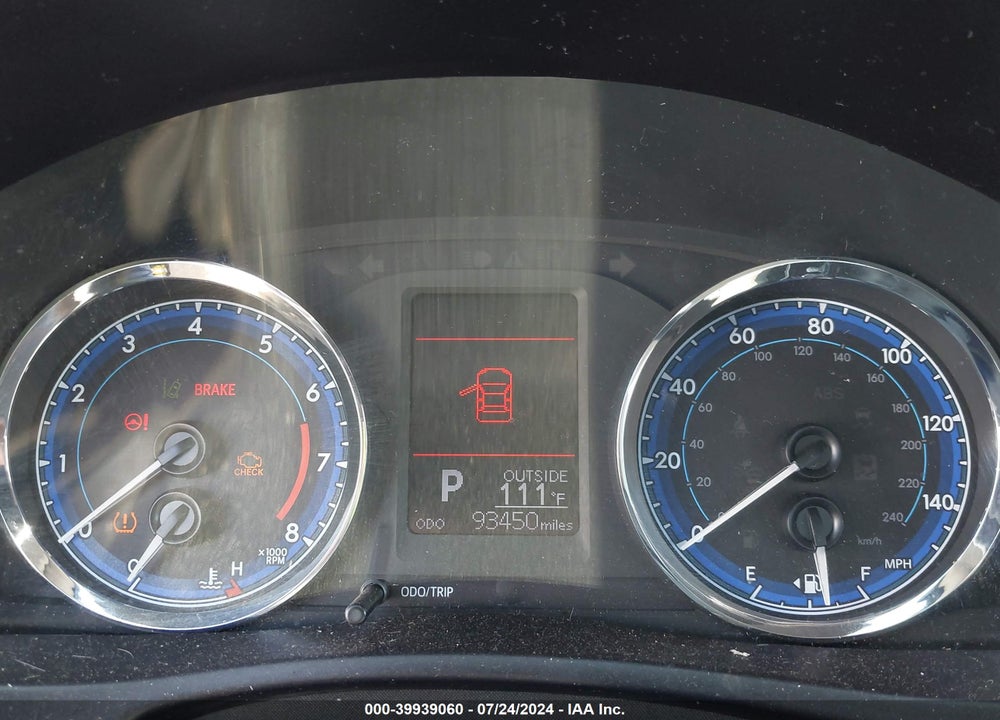 2017 TOYOTA COROLLA LE VIN: 5YFBURHE8HP658300