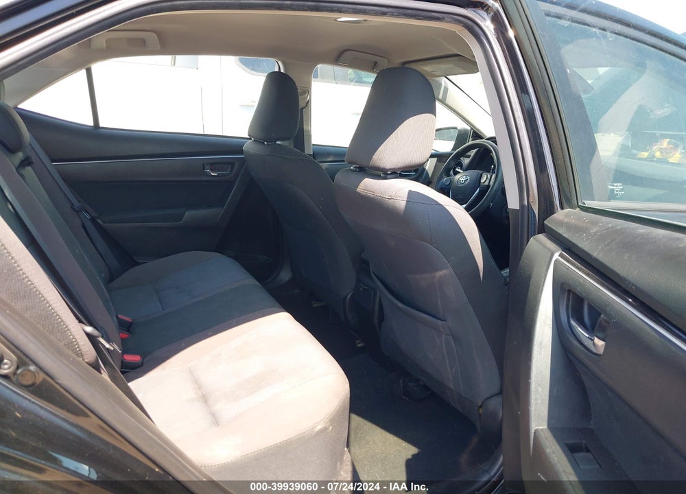 2017 TOYOTA COROLLA LE VIN: 5YFBURHE8HP658300