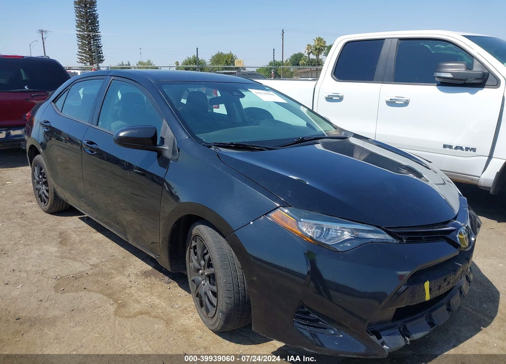 2017 TOYOTA COROLLA LE VIN: 5YFBURHE8HP658300
