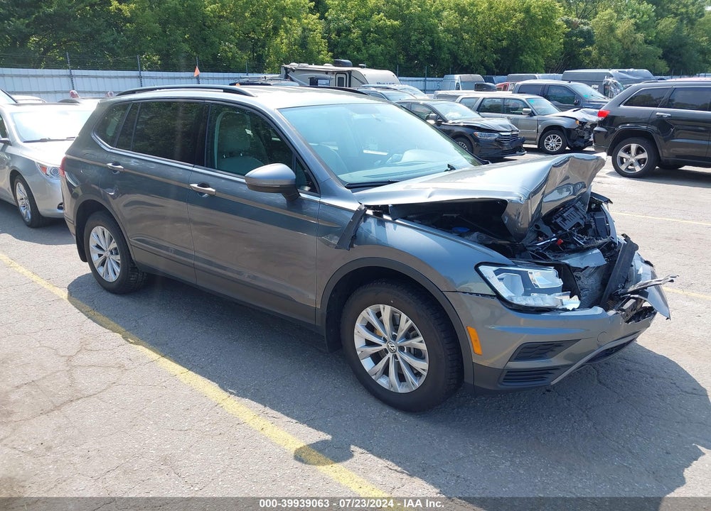 2019 VOLKSWAGEN TIGUAN 2.0T S VIN: 3VV0B7AX1KM176572