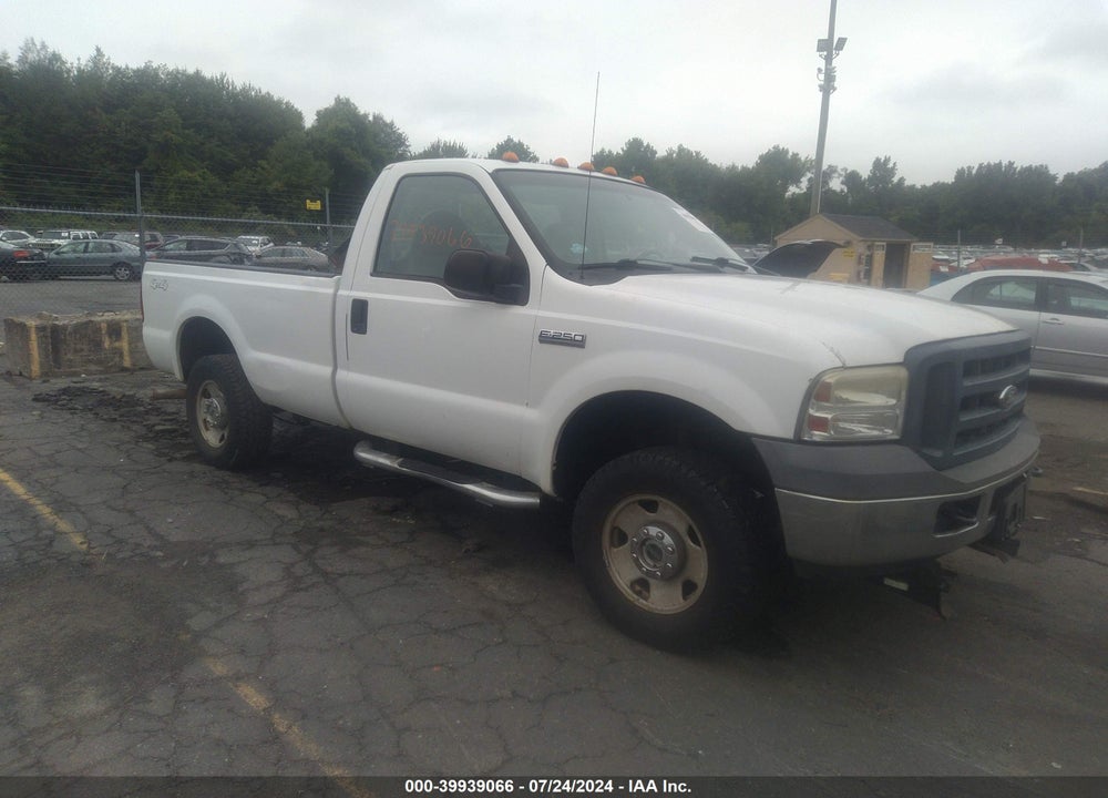 2006 FORD F-250 XL/XLT VIN: 1FTNF21536EC76095