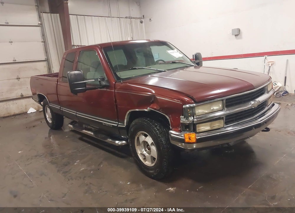 1999 CHEVROLET K1500 LS VIN: 1GCEK19R1XR131192
