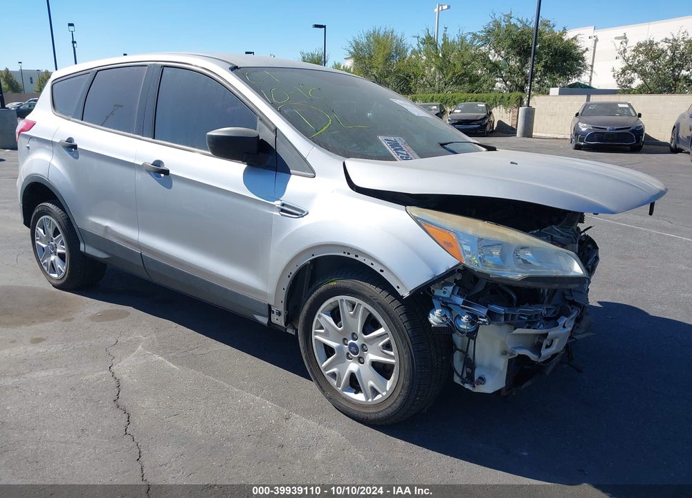 2016 FORD ESCAPE S VIN: 1FMCU0F73GUB16457