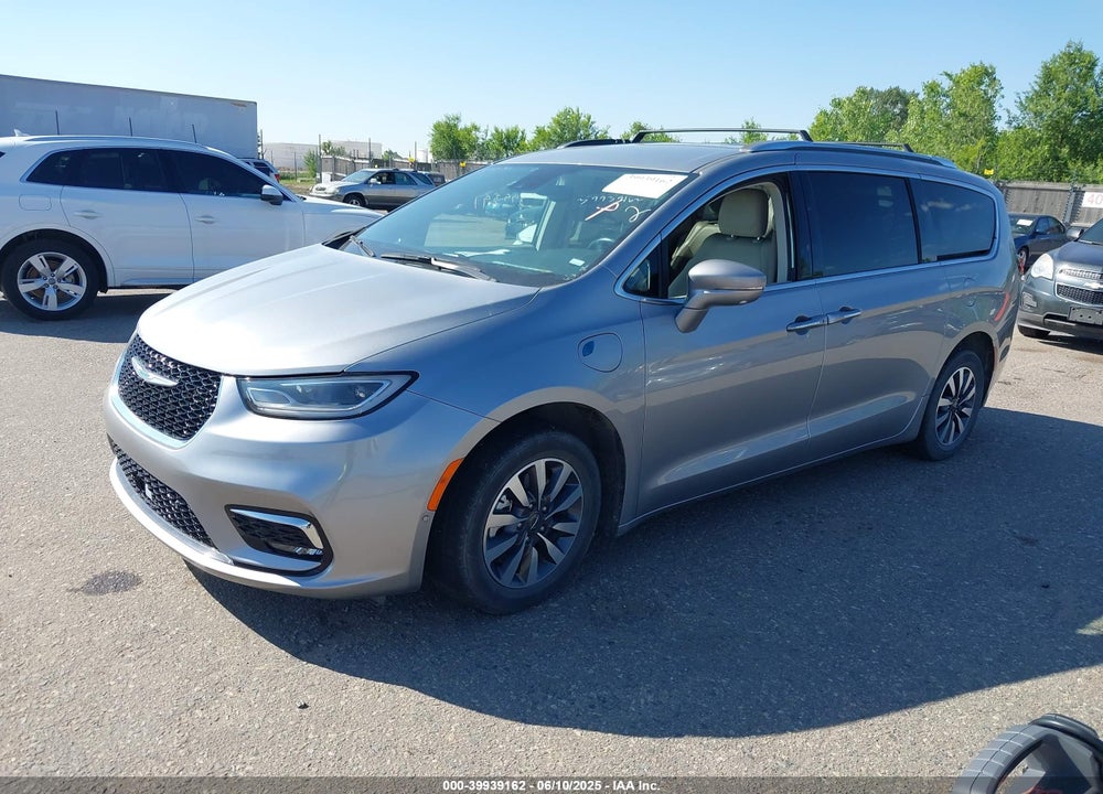 2021 CHRYSLER PACIFICA HYBRID TOURING L VIN: 2C4RC1L71MR586149