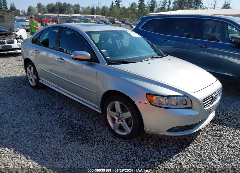 2009 VOLVO S40 T5 R-DESIGN VIN: YV1MH672092453258
