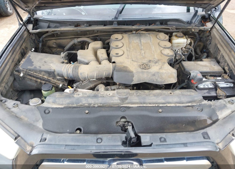2011 TOYOTA 4RUNNER SR5 V6 VIN: JTEZU5JR0B5027190
