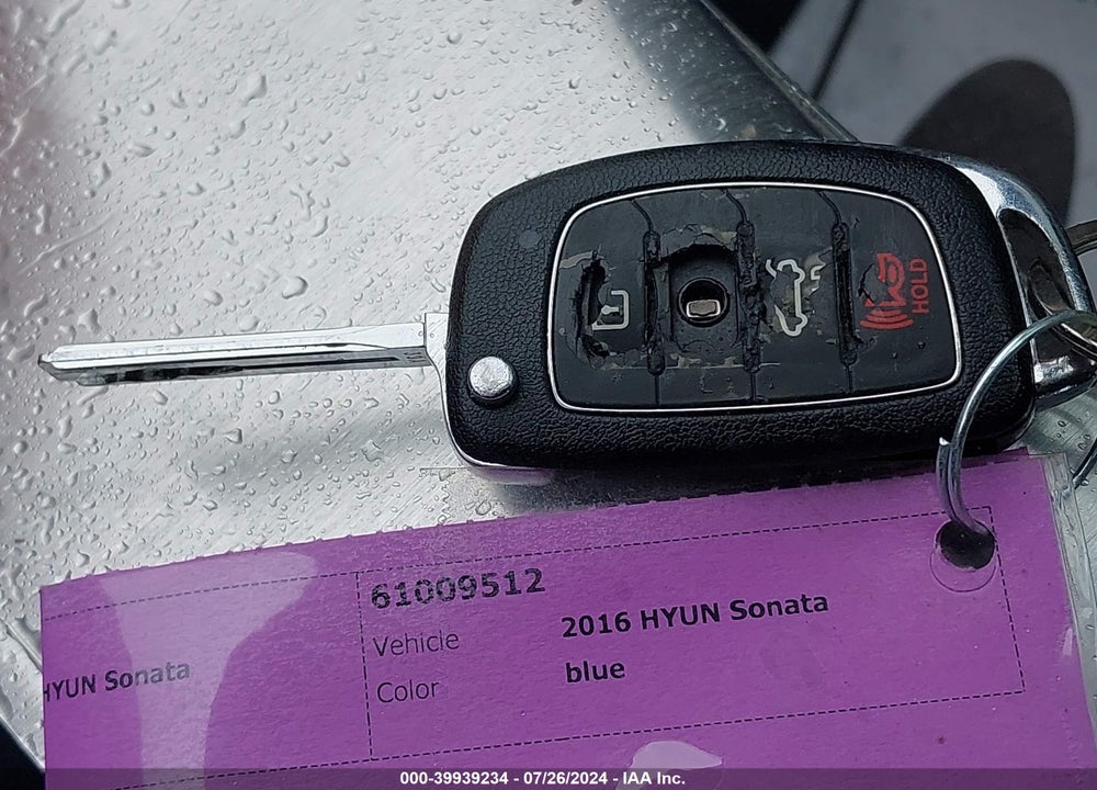 2016 HYUNDAI SONATA SE VIN: 5NPE24AF2GH306026