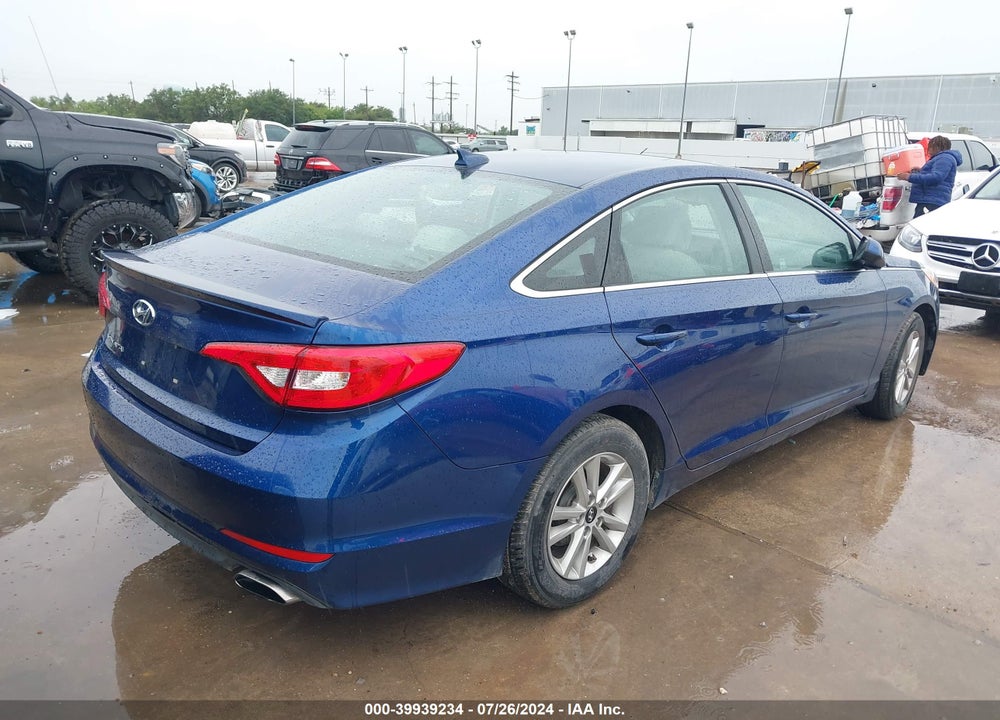 2016 HYUNDAI SONATA SE VIN: 5NPE24AF2GH306026
