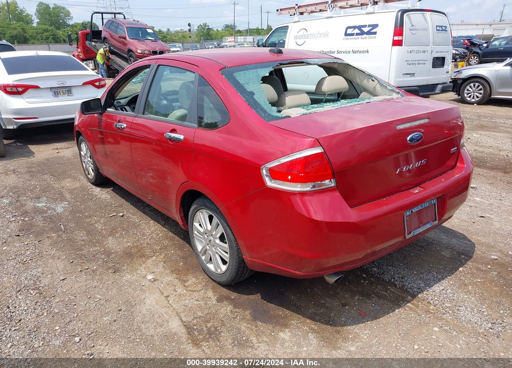 2010 FORD FOCUS SEL VIN: 1FAHP3HN6AW160081