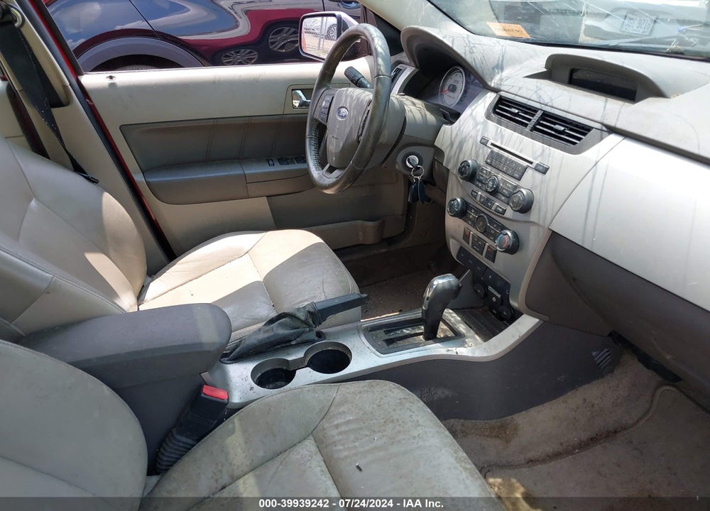 2010 FORD FOCUS SEL VIN: 1FAHP3HN6AW160081