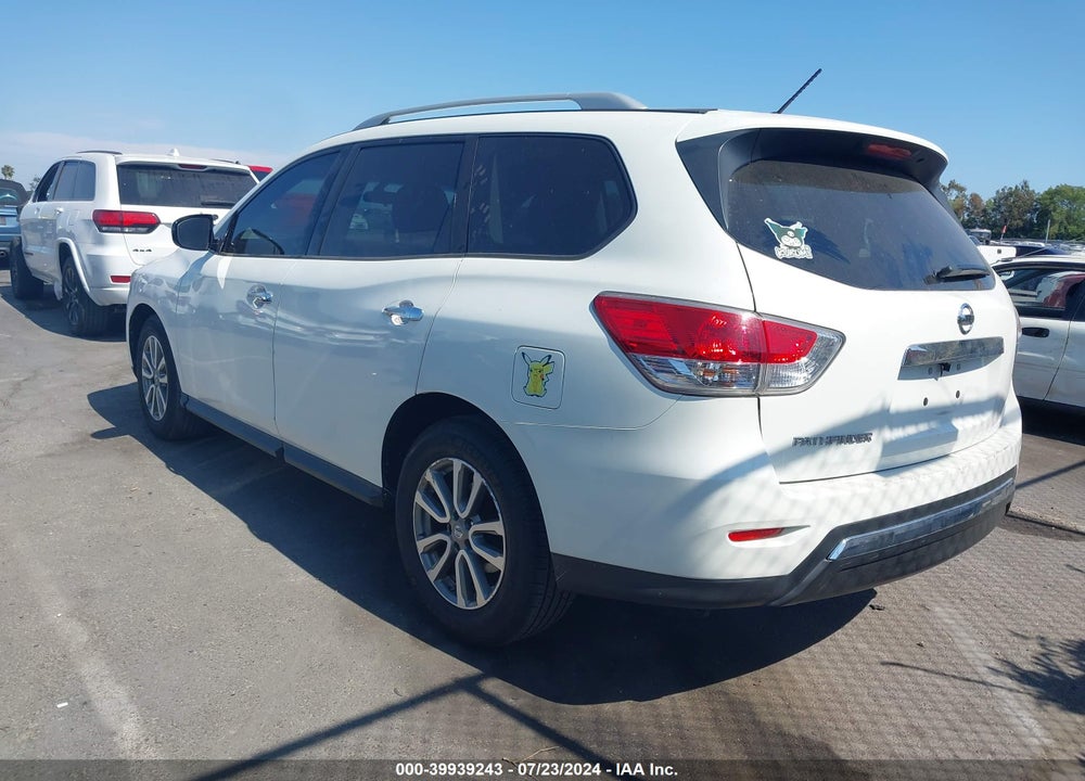 2015 NISSAN PATHFINDER S VIN: 5N1AR2MN8FC692071
