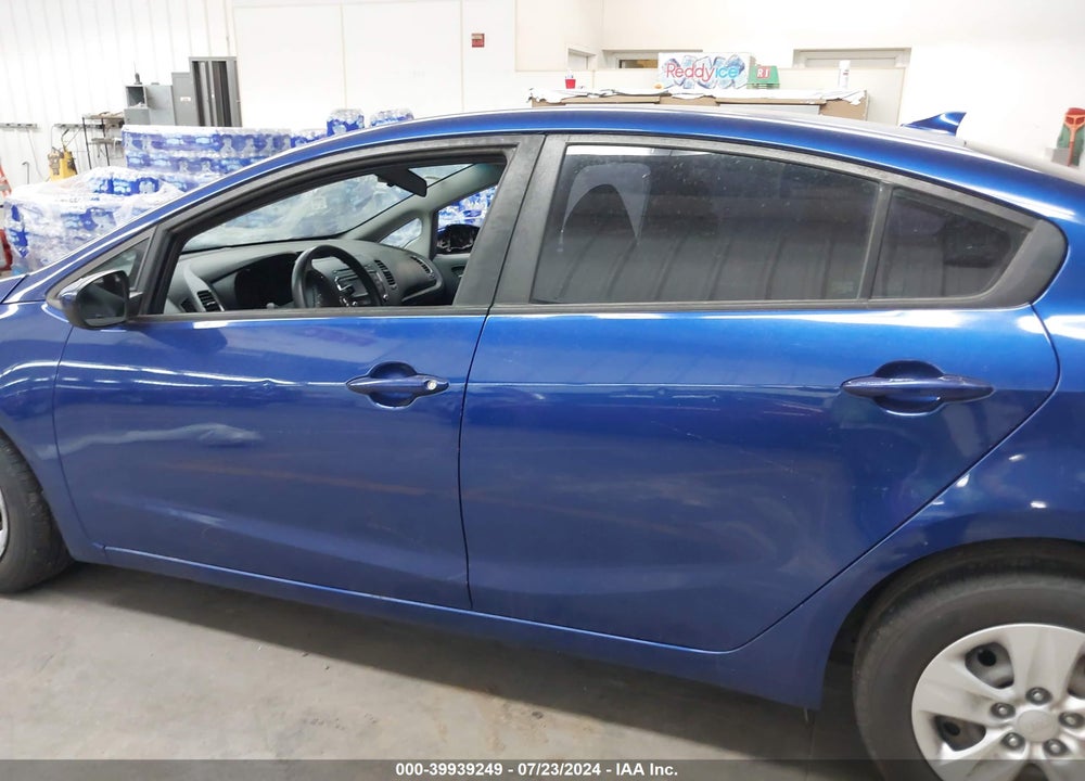 2017 KIA FORTE LX VIN: 3KPFL4A76HE116147
