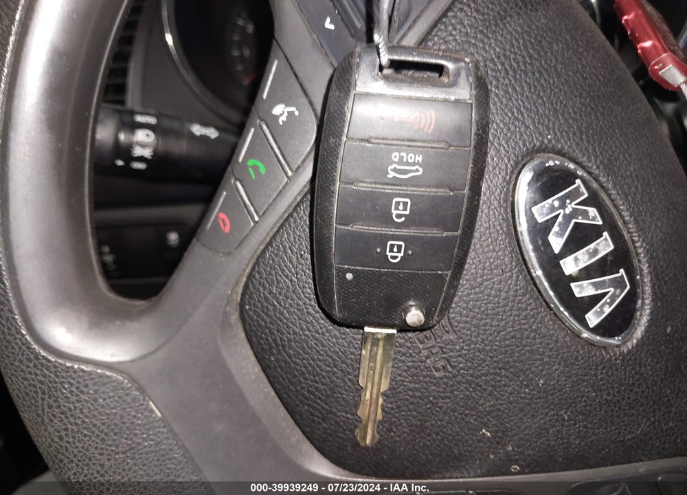 2017 KIA FORTE LX VIN: 3KPFL4A76HE116147