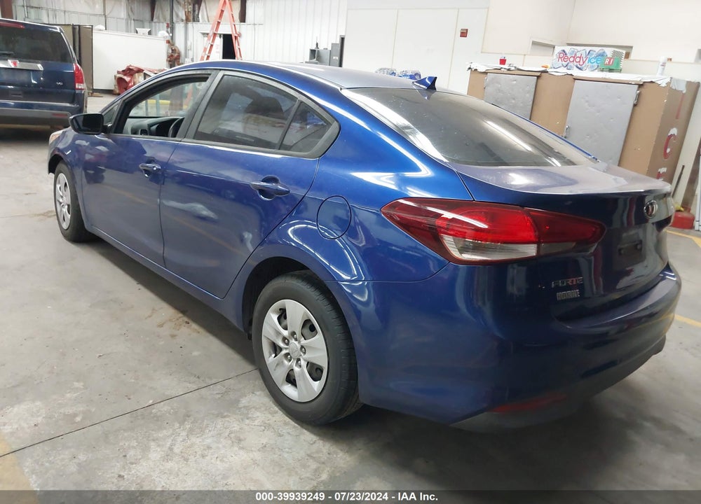 2017 KIA FORTE LX VIN: 3KPFL4A76HE116147