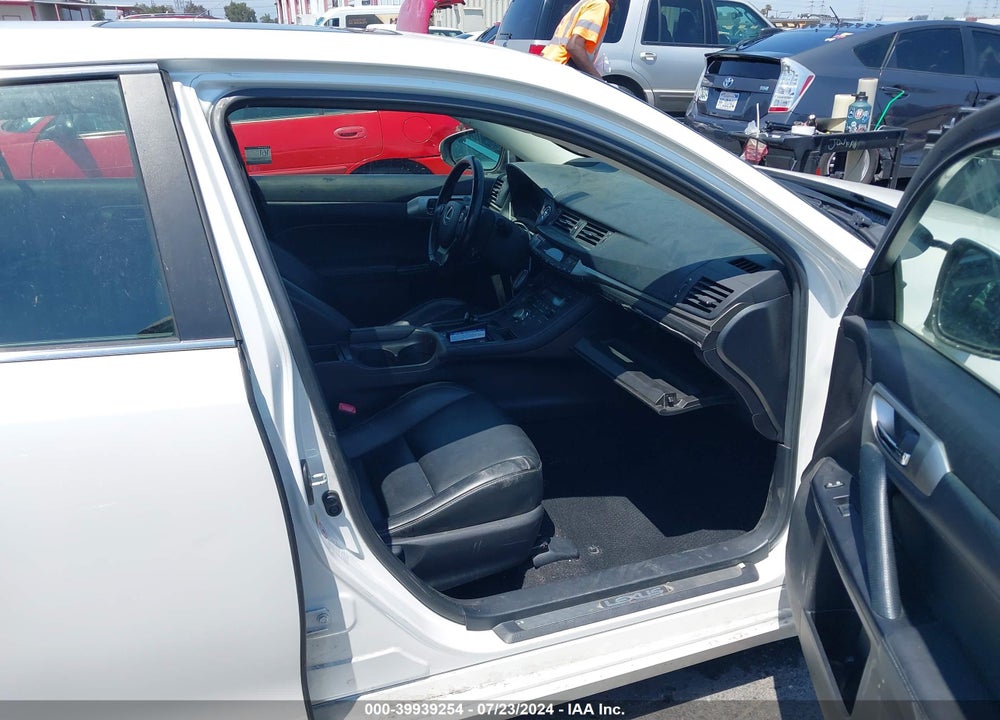 2015 LEXUS CT 200H VIN: JTHKD5BH2F2244290