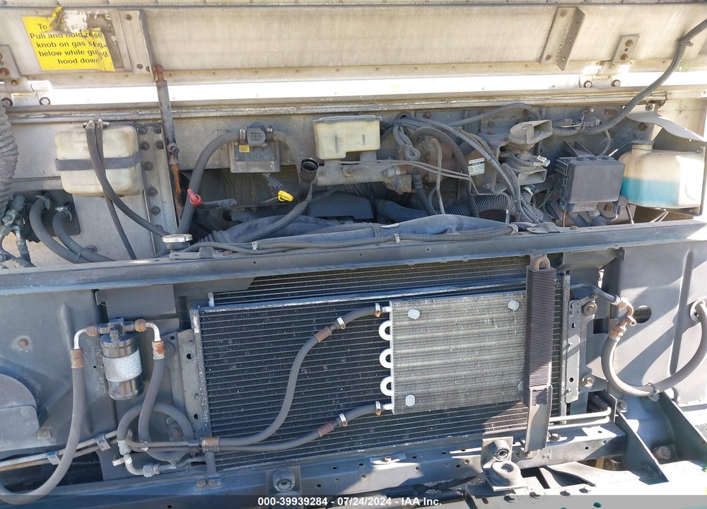 2005 WORKHORSE CUSTOM CHASSIS FORWARD CONTROL CHASSIS P4500 VIN: 5B4KP42U453411554