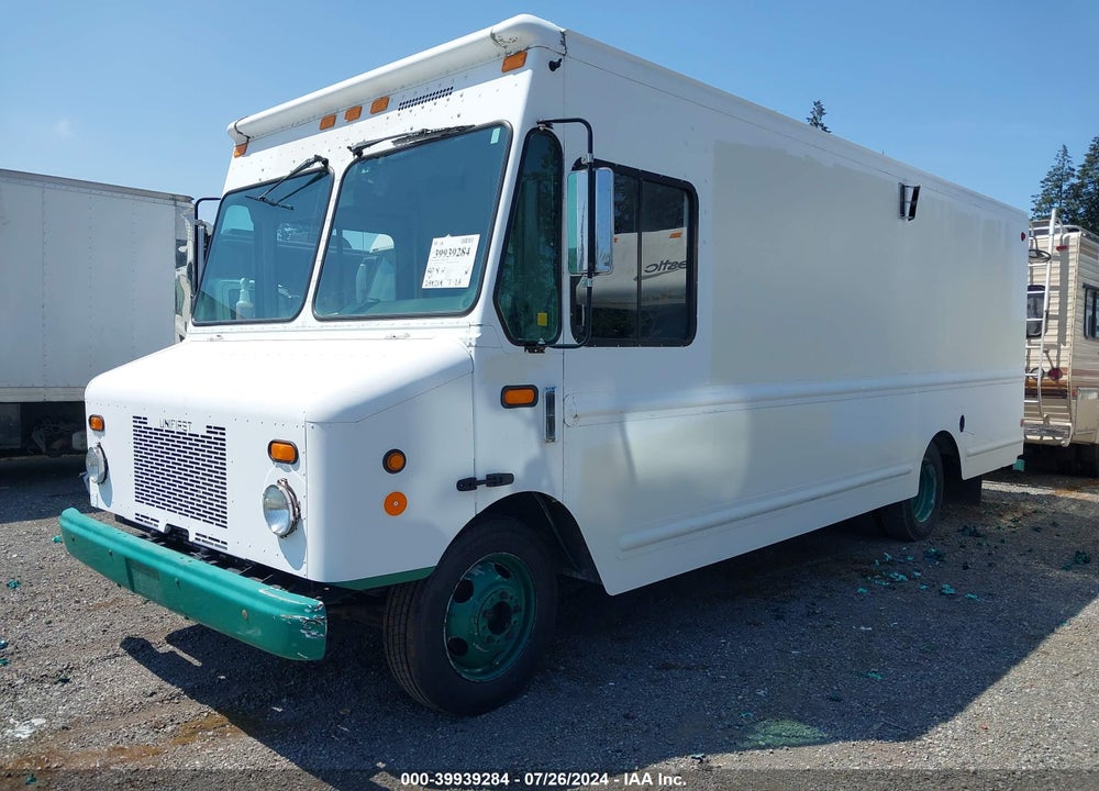 2005 WORKHORSE CUSTOM CHASSIS FORWARD CONTROL CHASSIS P4500 VIN: 5B4KP42U453411554