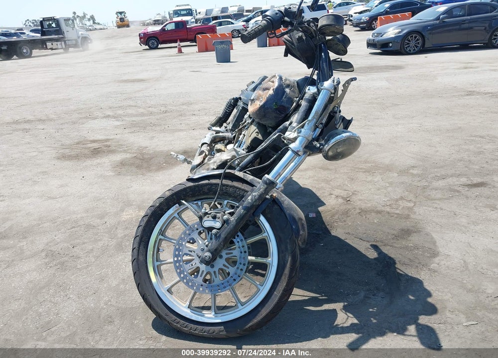2000 HARLEY-DAVIDSON FXDX VIN: 1HD1GJV12YY320102