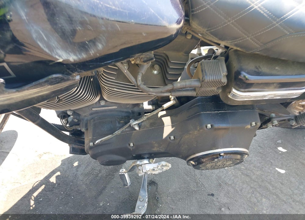 2000 HARLEY-DAVIDSON FXDX VIN: 1HD1GJV12YY320102
