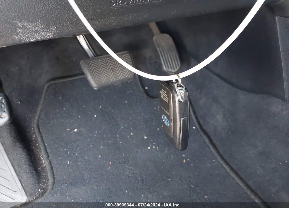 2016 TOYOTA PRIUS THREE VIN: JTDKARFU9G3526821