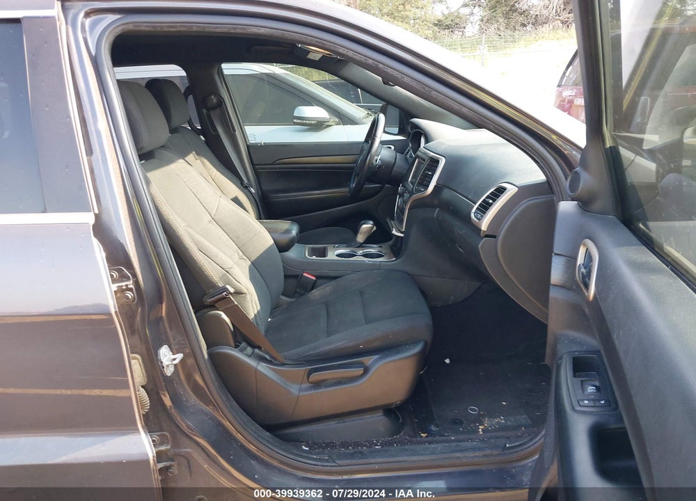 2017 CHEROKEE JEEP GRAND  LAREDO 4X4 VIN: 1C4RJFAG1HC841726