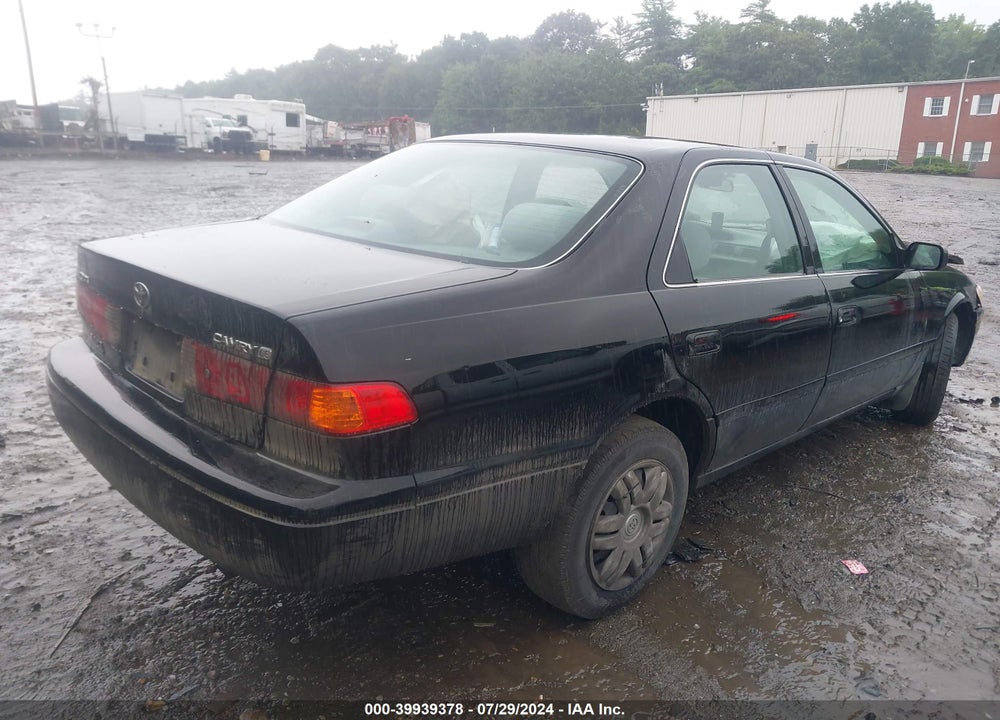 2001 TOYOTA CAMRY LE VIN: JT2BG22K610600286