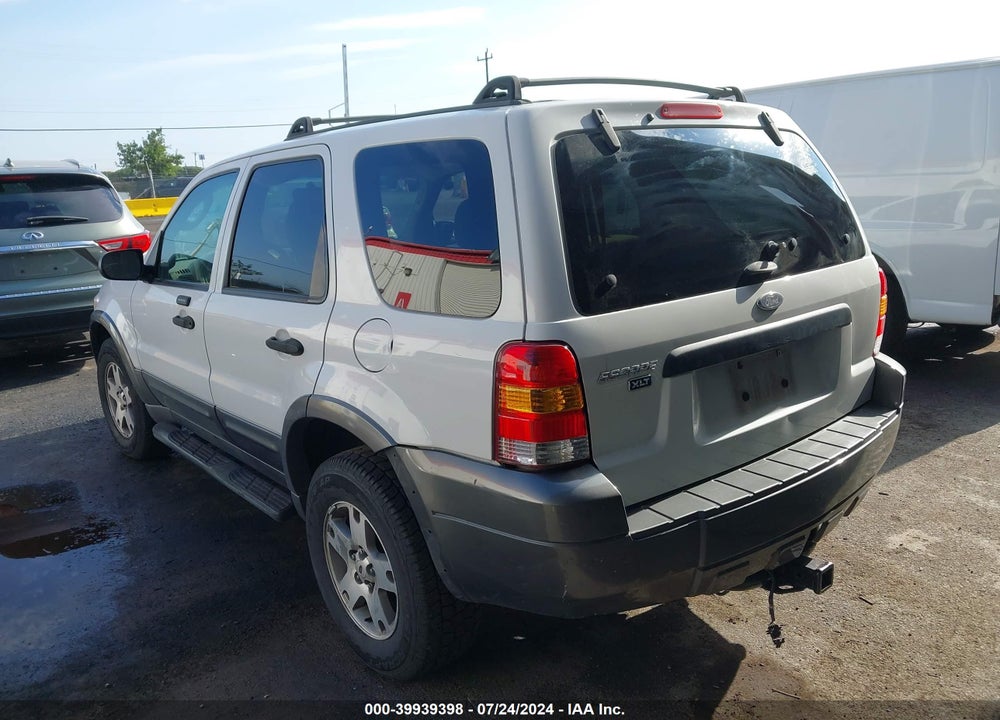 2005 FORD ESCAPE XLT VIN: 1FMYU03165KA07988
